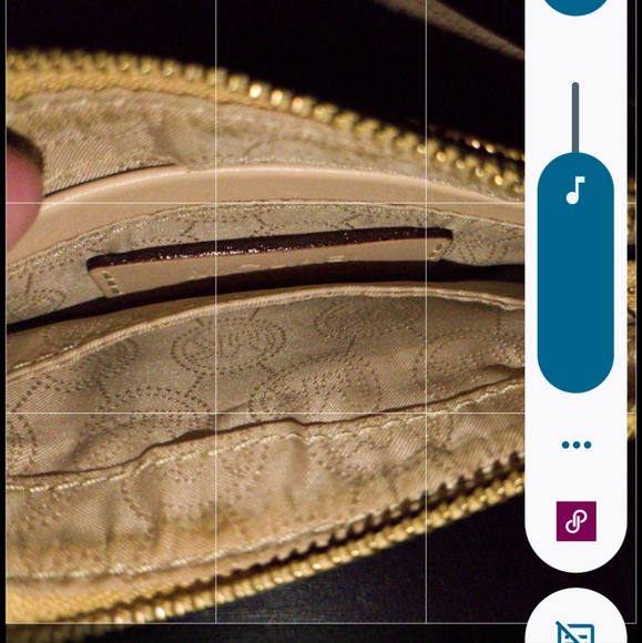 Michael Kors Wristlet Bag - Picture 4 of 4